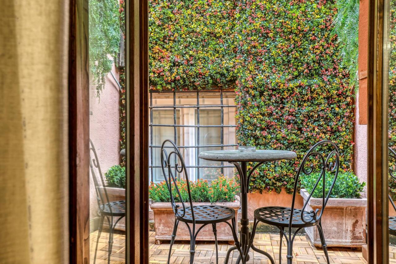 فندق رومافي  لاكشري نافونا روم المظهر الخارجي الصورة
